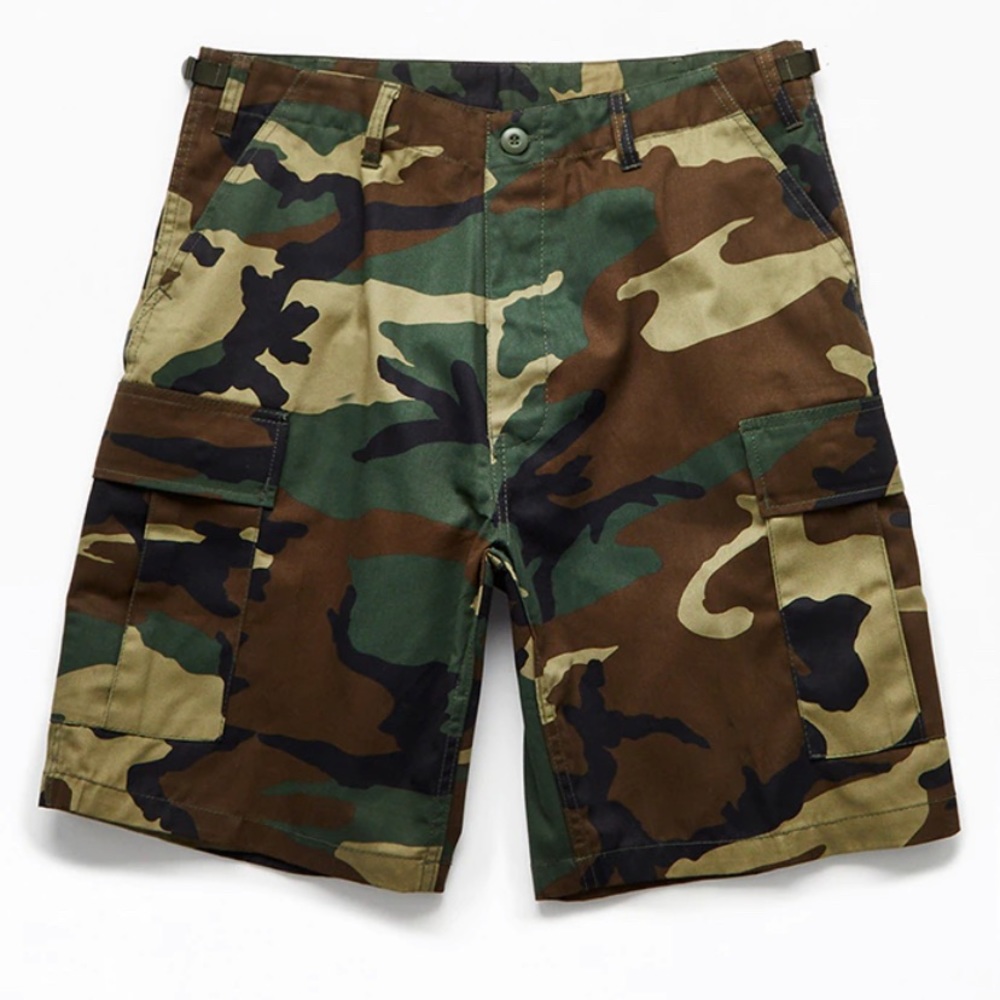 PacSun camo cargo shorts